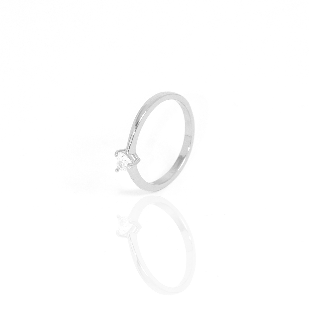 Anel Solitário Coração Banhado A Prata