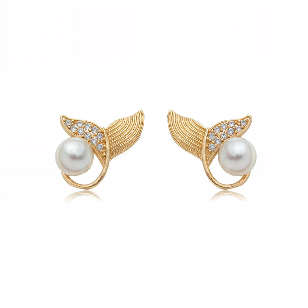 Brinco Pino Rabo de Sereia Cravejado em Zircônia e Pérola