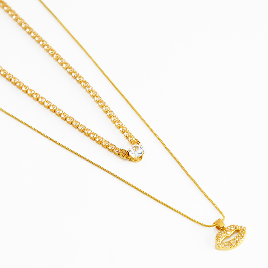 Colar Duplo Zircônias Luxo com Pingente de Boca Banhado