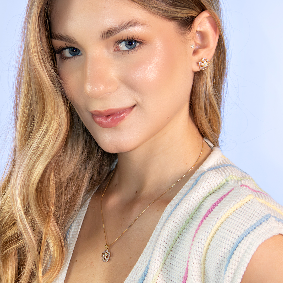 Conjunto Flor de Luz Cravejado Banhado