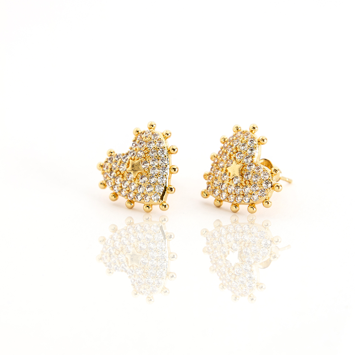 Brinco Coração Cravejado Com Estrela Banhado