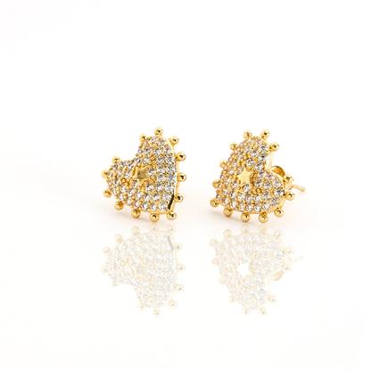 Brinco Coração Cravejado Com Estrela Banhado