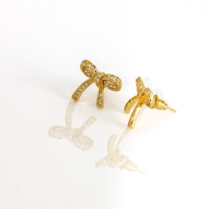 Brinco Mini Laço Brilhante Banhado