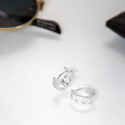 Brinco Argola Grossa com Fileiras Cravejadas em Zircônias