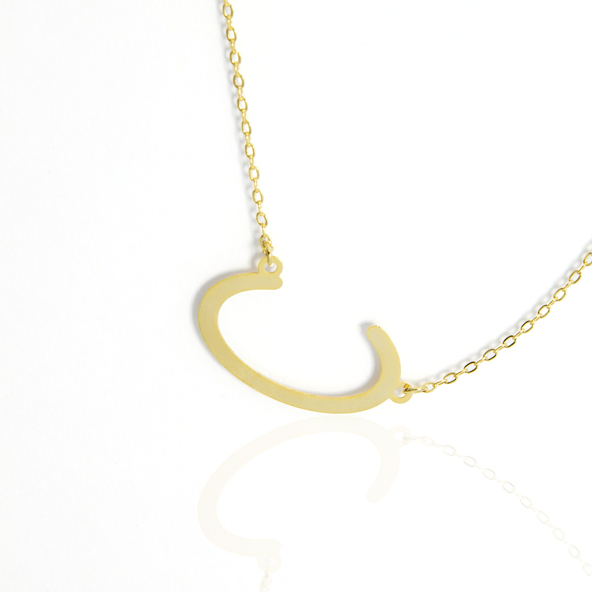 Colar Inicial de Letra Banhado em Ouro 18K