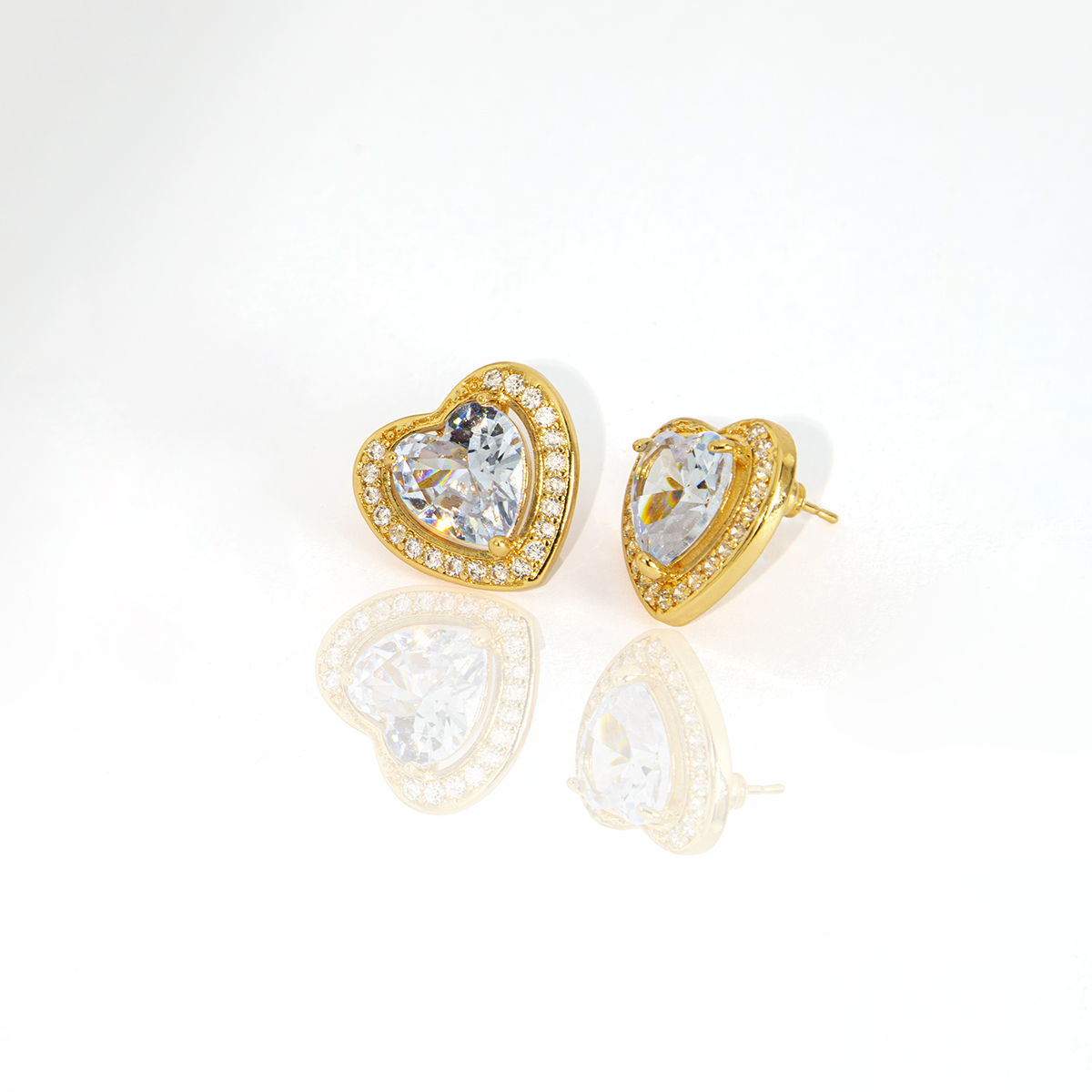 Kit Colar, Brinco e Pulseira Doce Coração Dourado