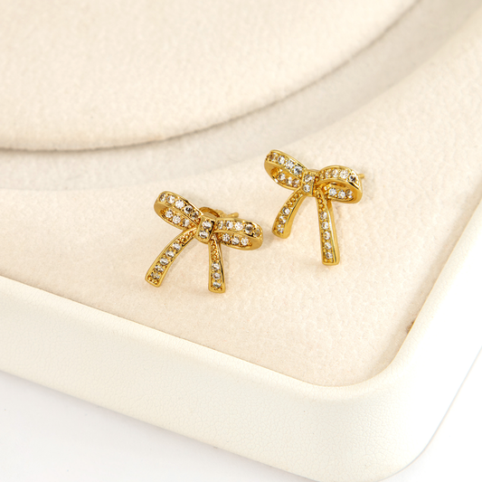 Brinco Mini Laço Brilhante Banhado