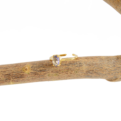 Anel Cristais Artificiais  Iolita Banhado