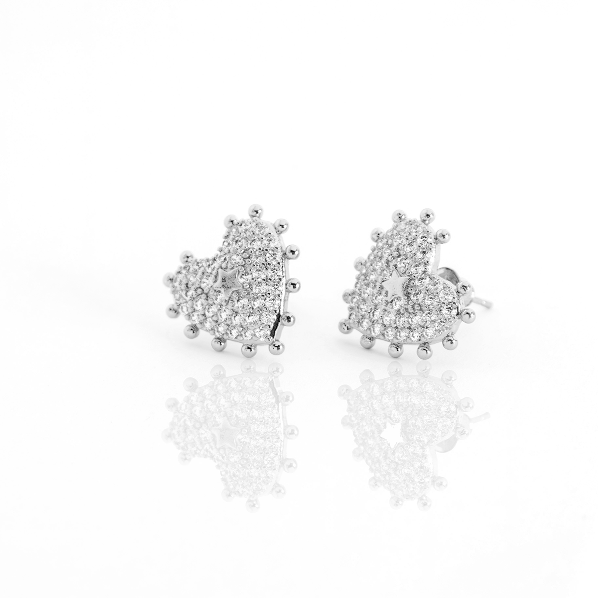 Brinco Coração Cravejado Com Estrela Banhado