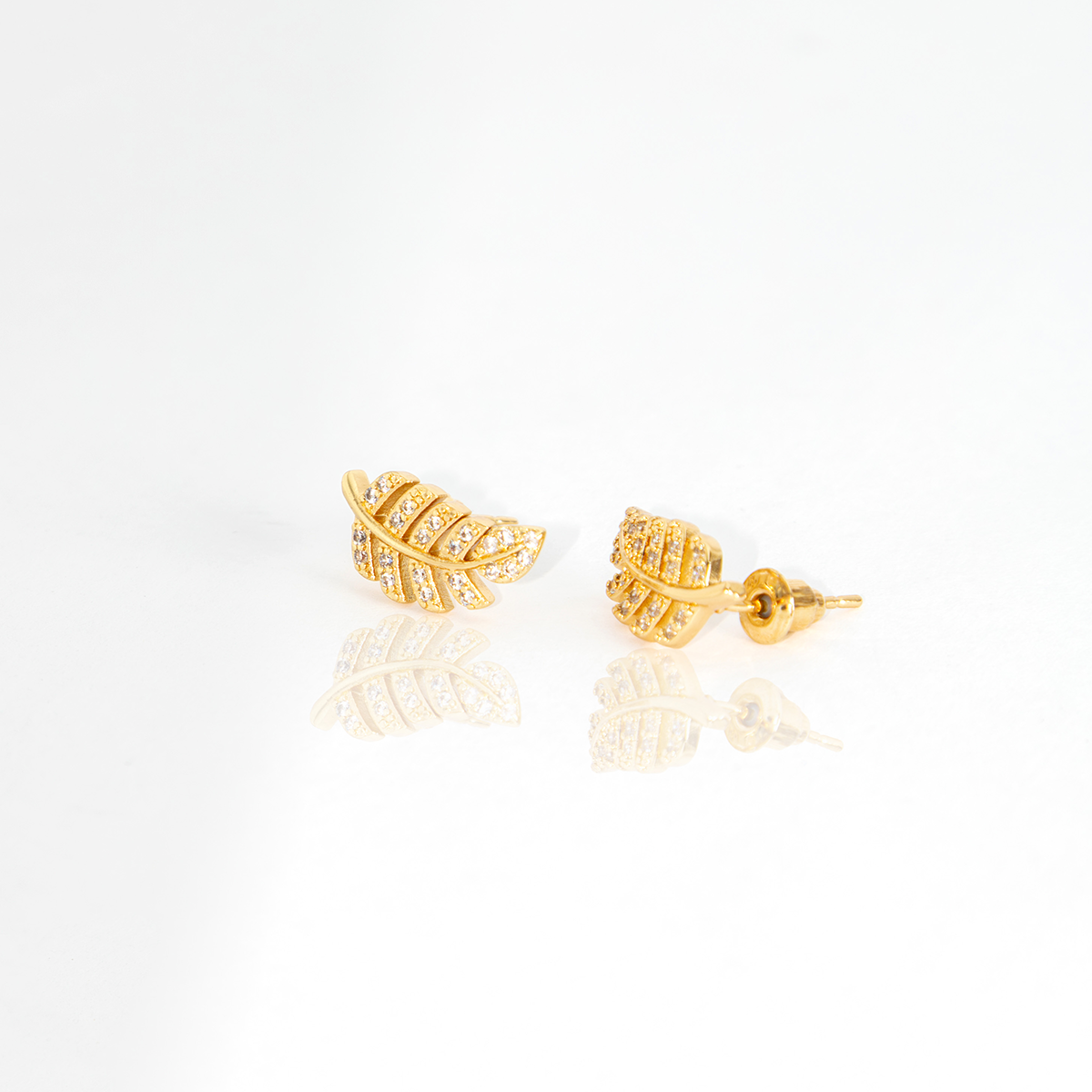 Brinco Costela De Adão Cravejado Banhado