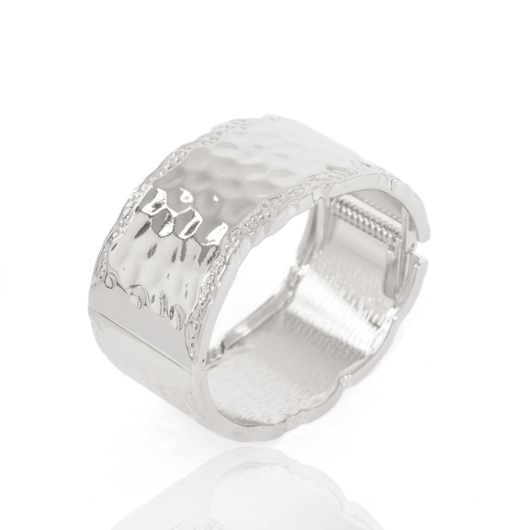 Bracelete Grosso Ondulado Borda Craquelada Acetinado Banhado