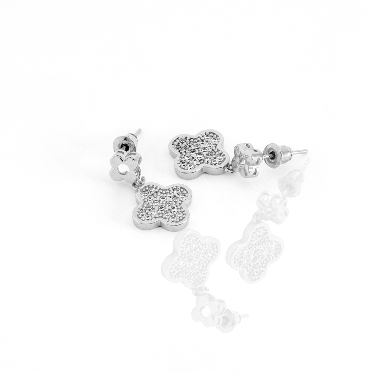 Brinco Trevo Dupla Com Zircônias Banhado