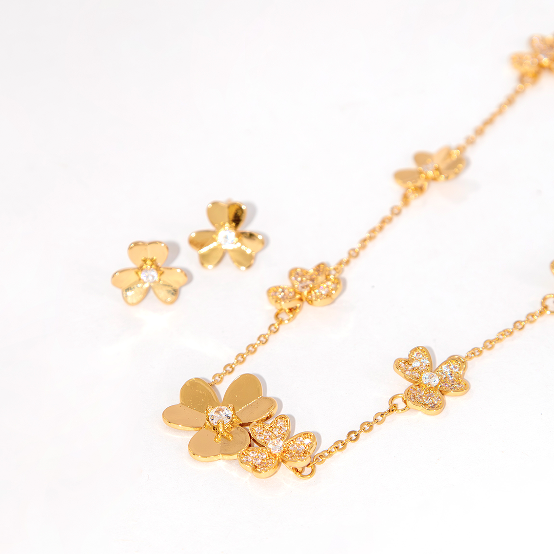 Conjunto Colar e Brinco Cravejados Minimalista Banhado