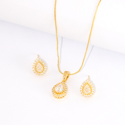 Conjunto Gota Brilhante Pequena Cravejado Banhado