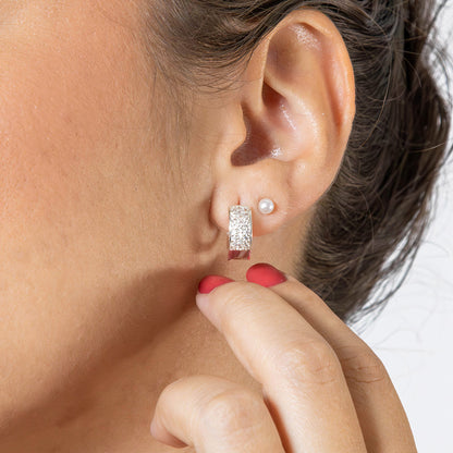 Brinco Argola Grossa com Fileiras Cravejadas em Zircônias