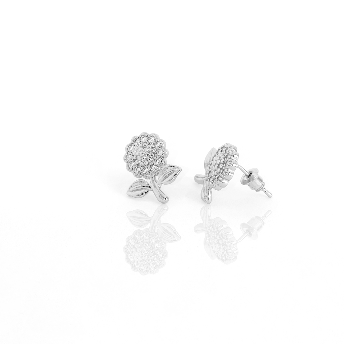 Brinco Florzinha Cristal Cravejado Banhado