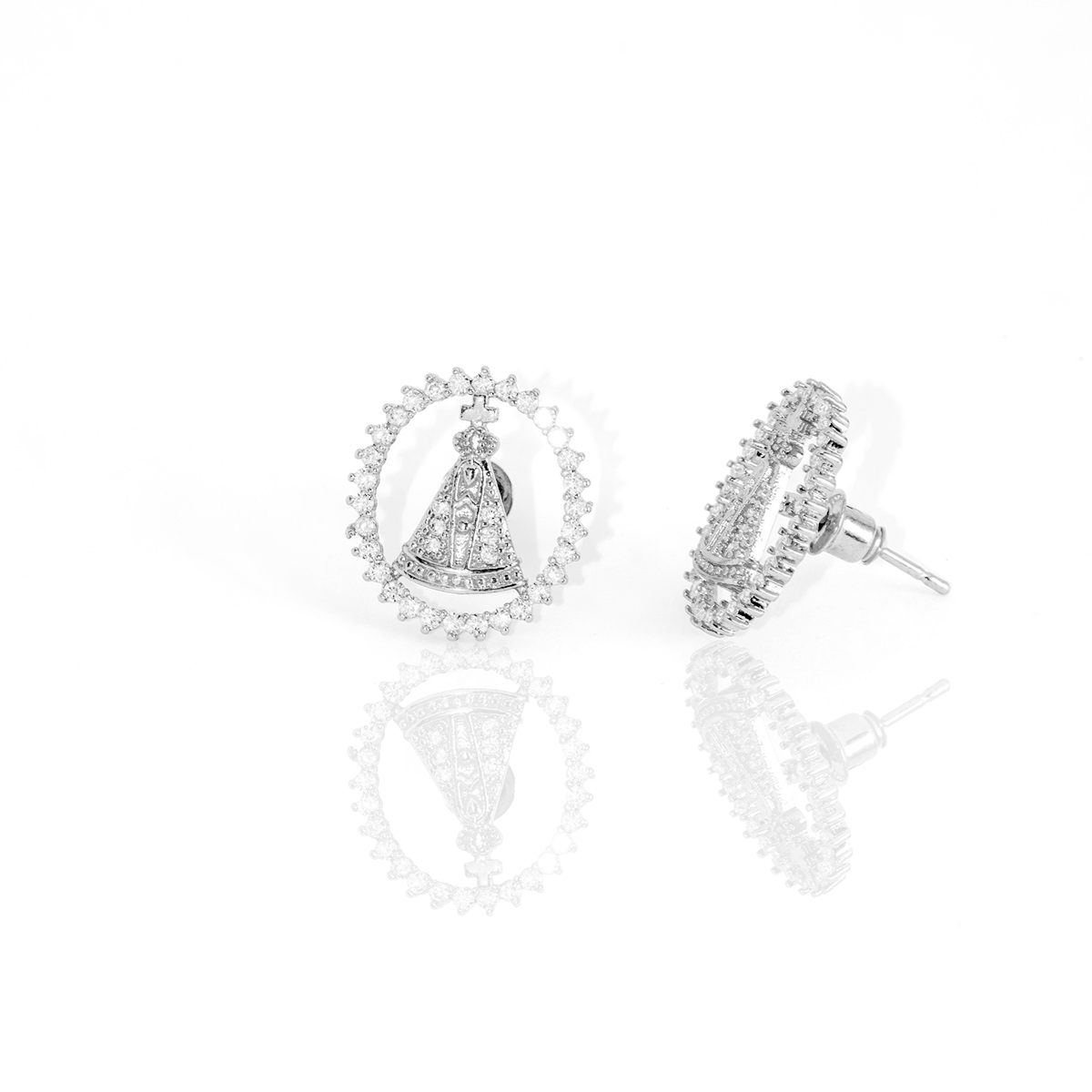 Brinco Oval Nossa Senhora Banhado Cravejado