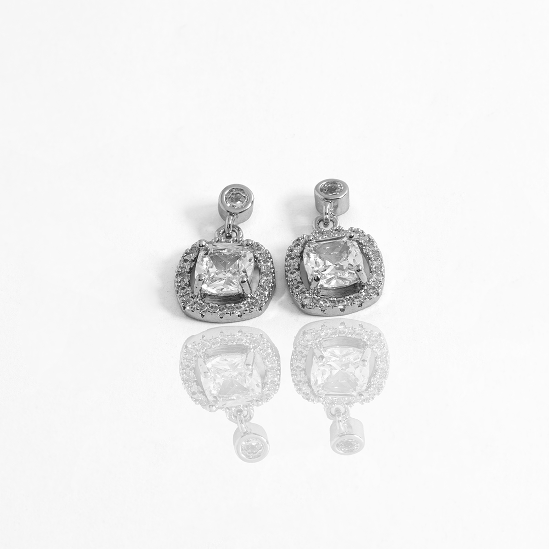 Brinco de Pino Com Pedra Cristal Quadrada