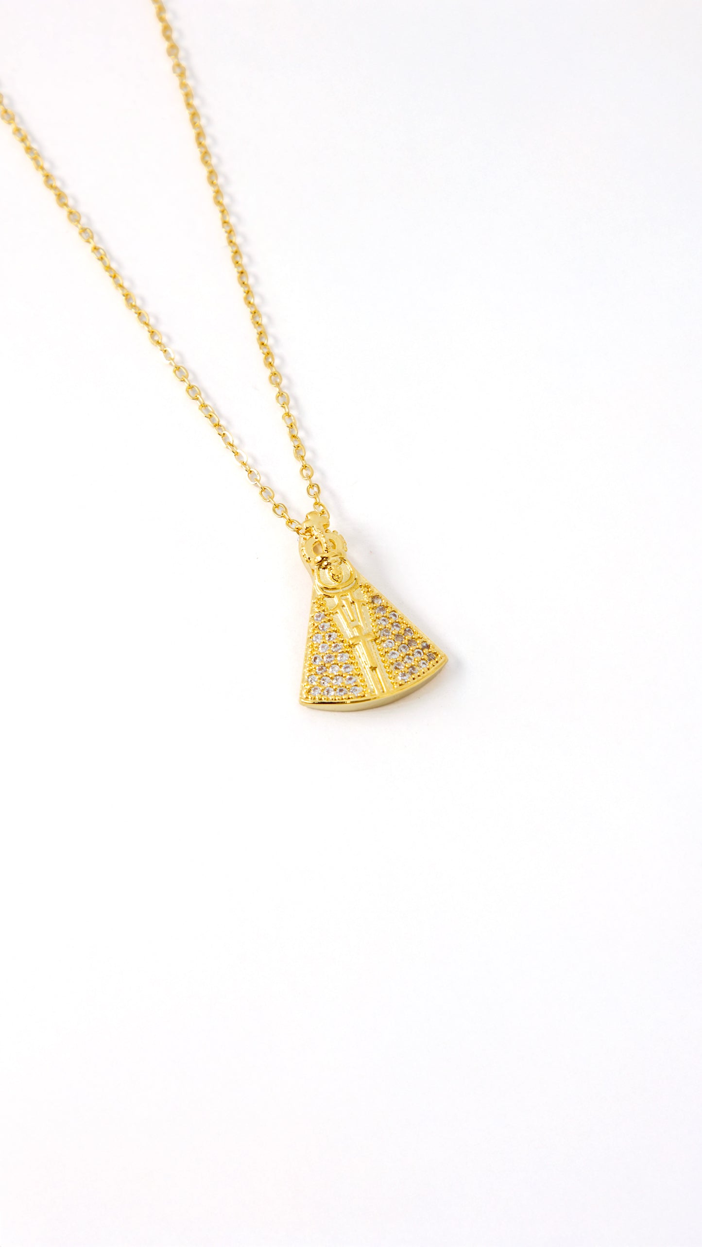 Colar Nossa Senhora Cravejado em Zircônias Brancas Banhado em Ouro 18K