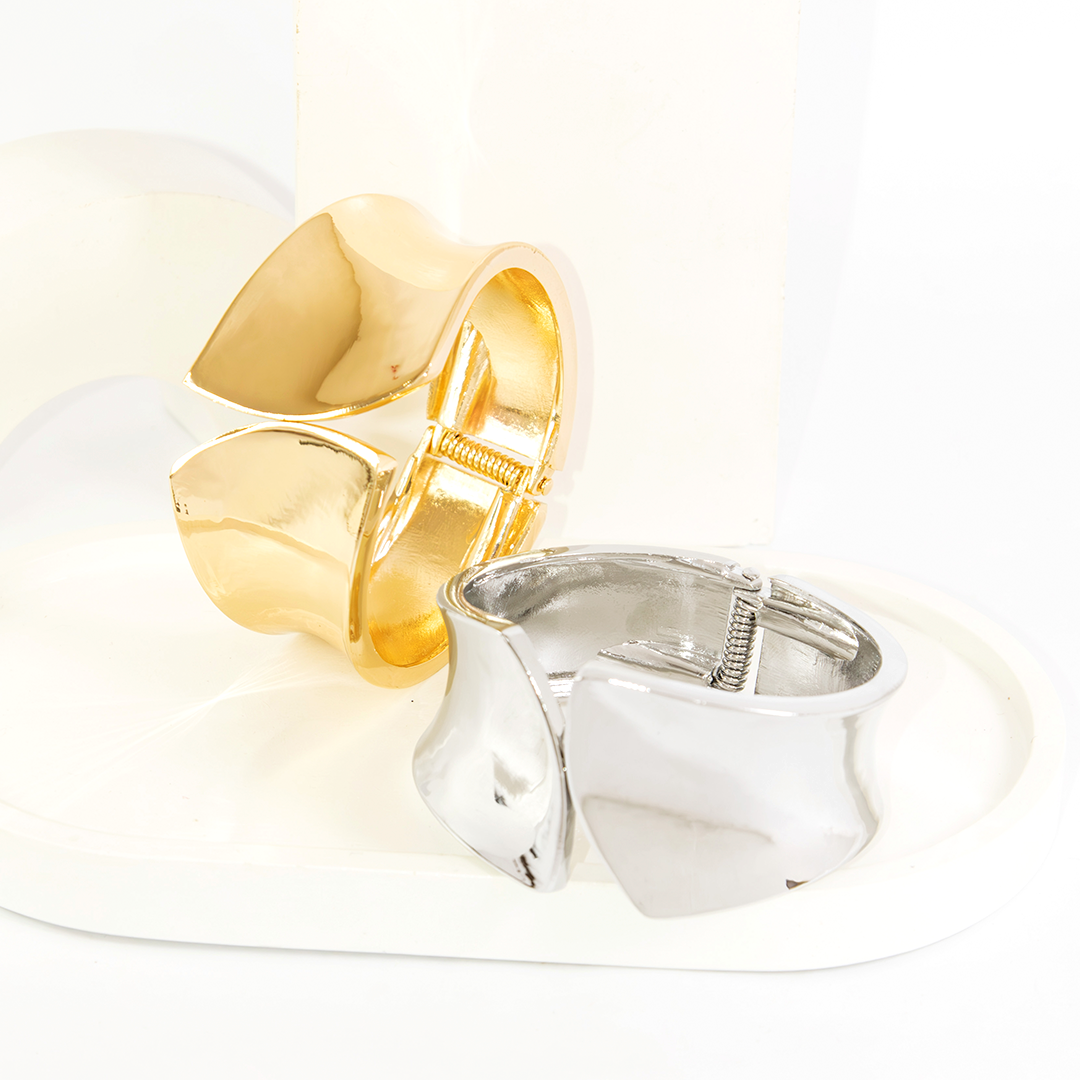 Bracelete Aro Grosso Liso Maximalista Banhado