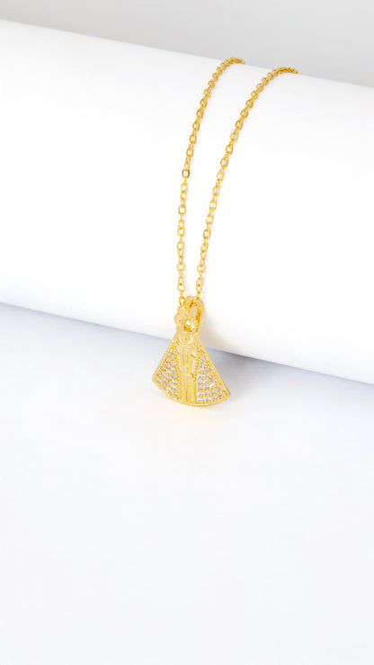 Colar Nossa Senhora Cravejado em Zircônias Brancas Banhado em Ouro 18K