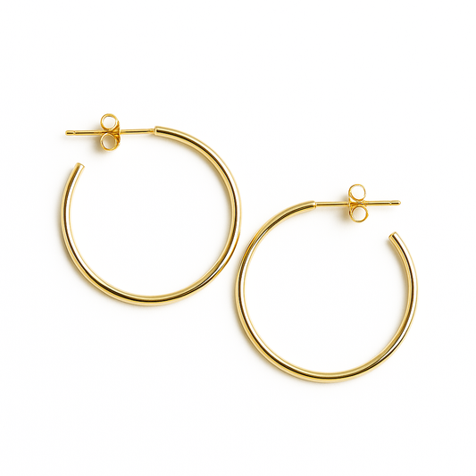 Brinco de Argola Fina Detalhada 3,7mm Banhado em Ouro