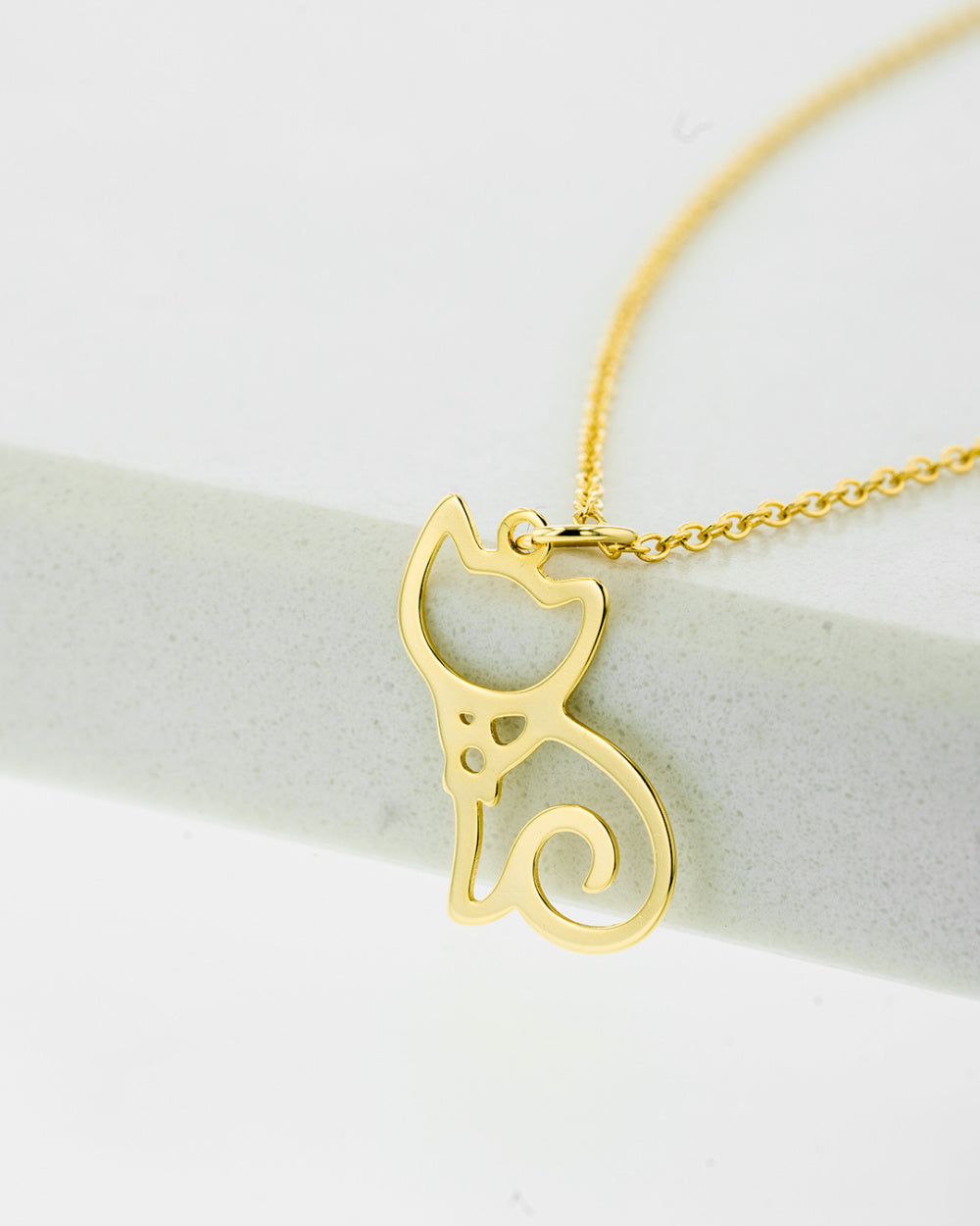 Colar Gatinho Vazado Banhado a Ouro 18K