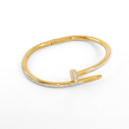 Bracelete Prego Cravejado Banhado