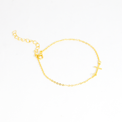 Pulseira Mini Cruz Lisa Banhada A Ouro