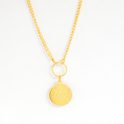 Colar Medalha De Nossa Senhora Banhada A Ouro