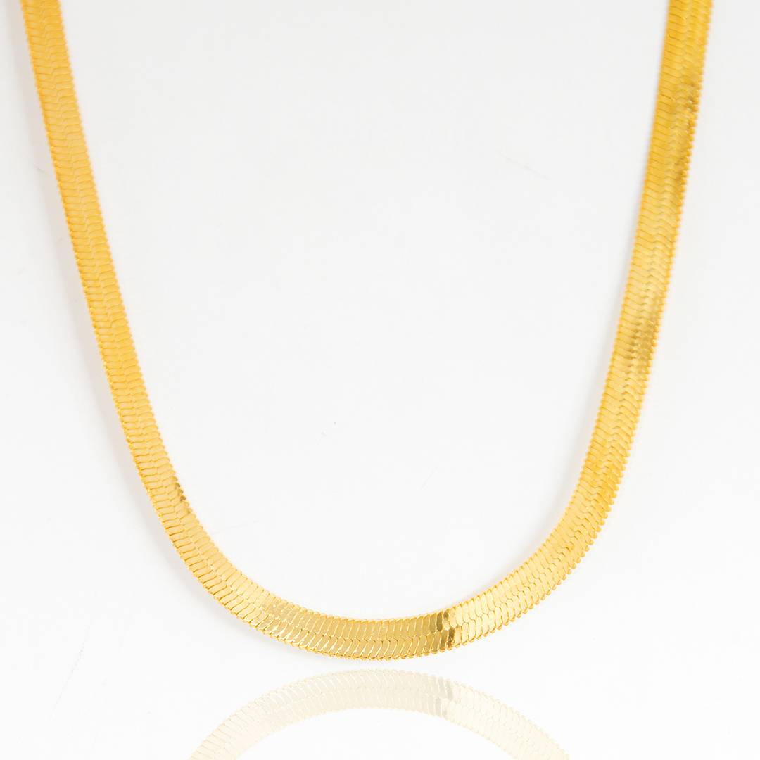 Colar Fita Laminada Banhada