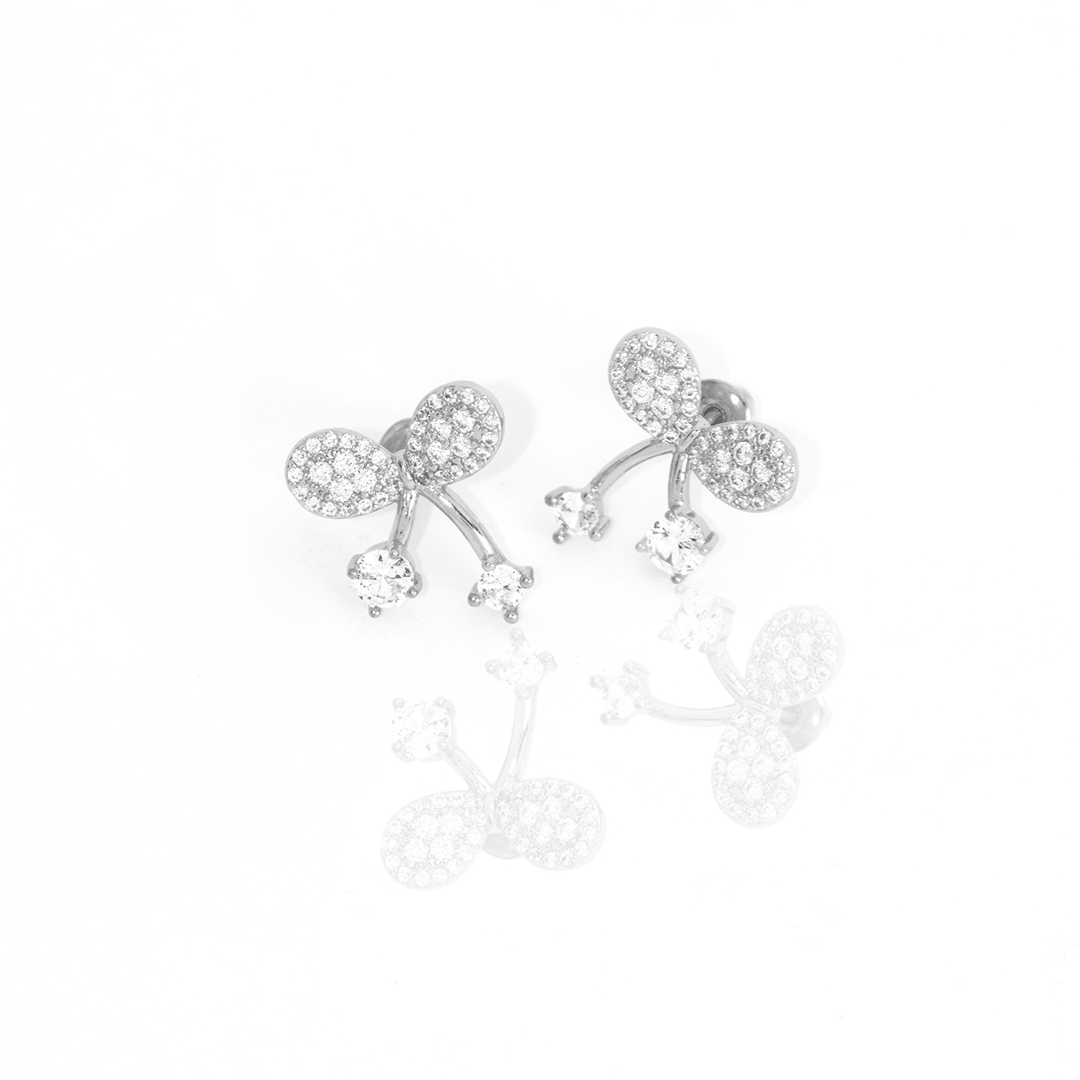 Brinco Laço Cravejado Com Zircônia Banhado