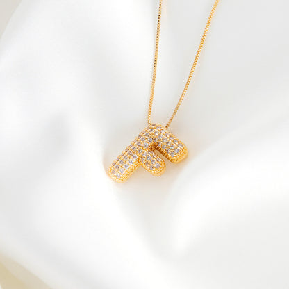 Colar Letra Bubble Cravejada em Zircônia Banhado em Ouro 18K
