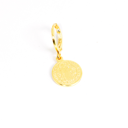 Brinco Medalha De Sao Bento Banhado A Ouro