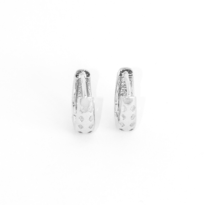 Brinco Argola Oval Cravejado Banhado A Prata