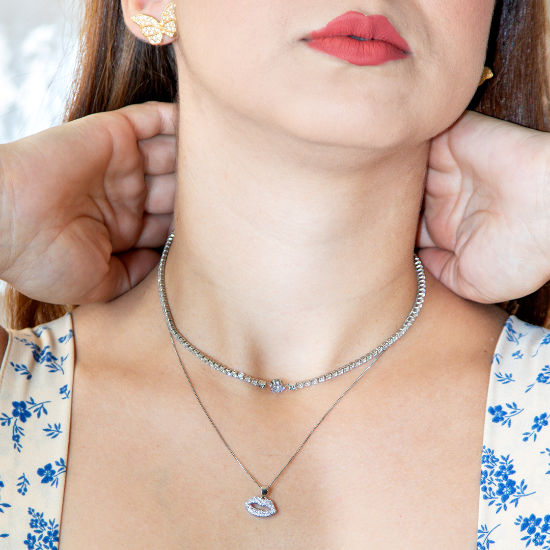 Colar Duplo Zircônias Luxo com Pingente de Boca Banhado