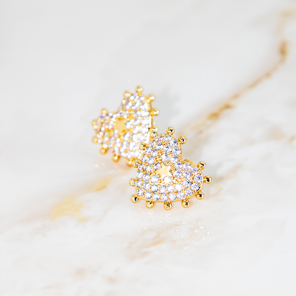 Brinco Coração Cravejado Com Estrela Banhado