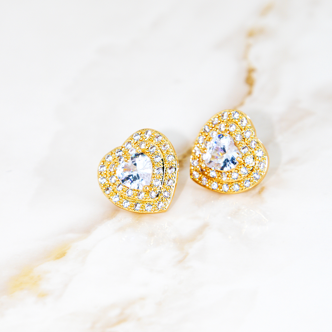 Brinco Coração Cravejado Banhado