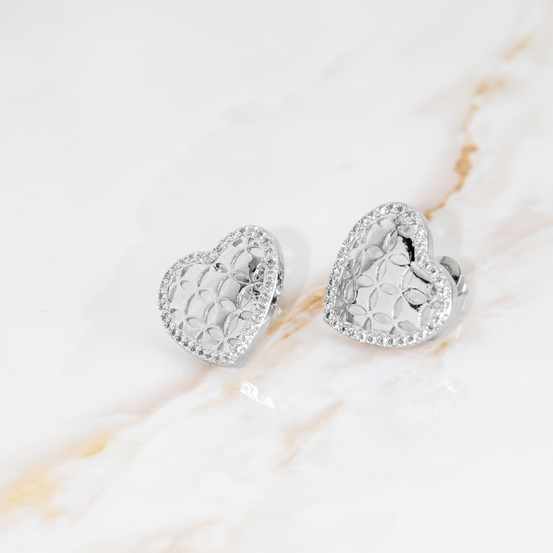 Brinco Coração Delicado Luxo Banhado