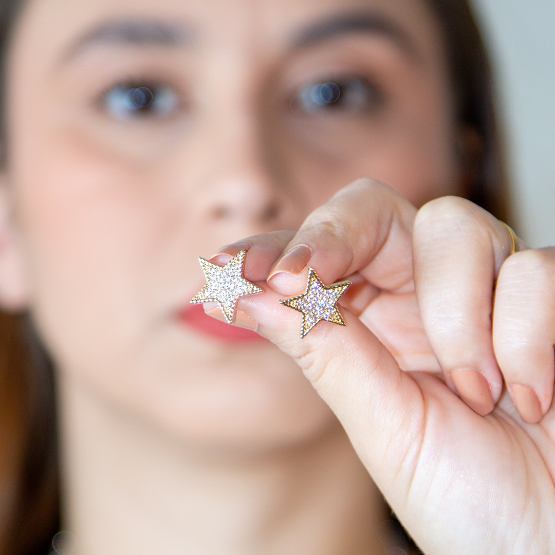 Brinco Estrela Brilhante Cravejada Banhado