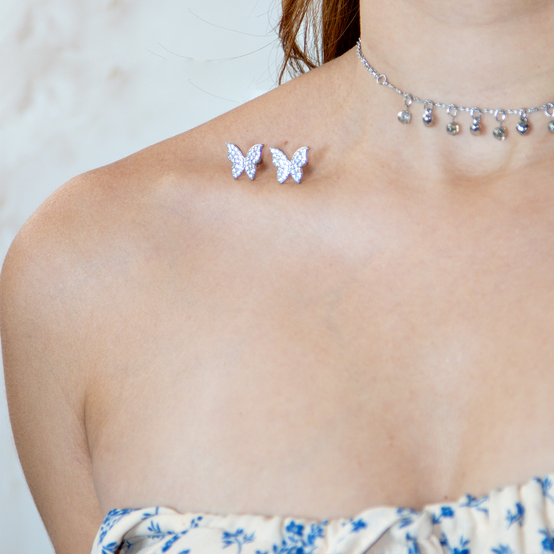 Brinco Borboleta Brilho de Luz Banhado